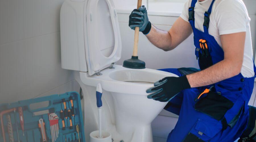 Professional septic pumping service in Deputy, IN